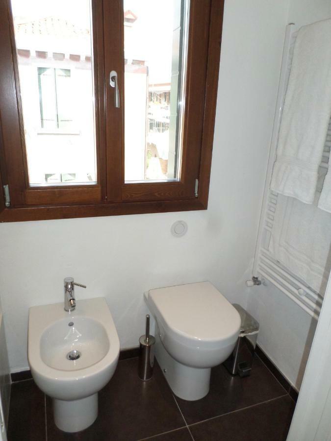 The Other Serenissima Apartment Venice Exterior photo